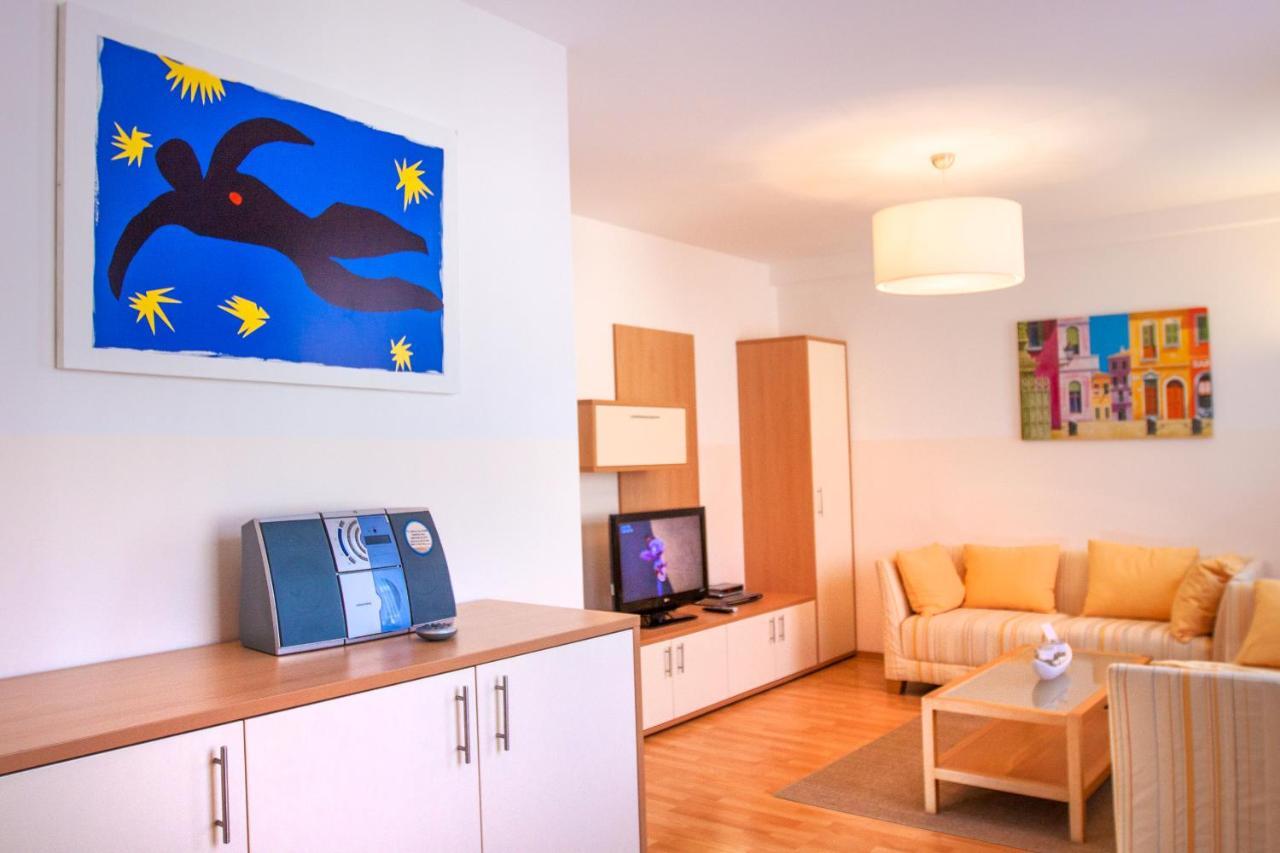 Riess Apartments Trambauerstrasse | Contactless Check-In Wina Bagian luar foto